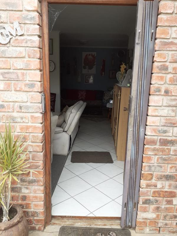 3 Bedroom Property for Sale in Albertinia Western Cape